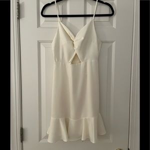 NWOT BY THE WAY Francis cream mini dress with key hole-size small